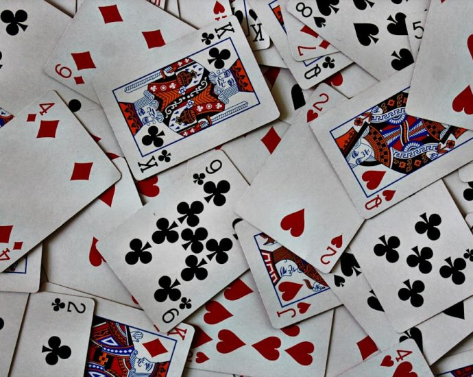 What Should You Know Before Exploring mcy888 Online Gaming?