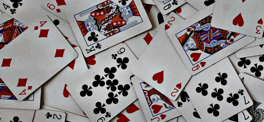 What Should You Know Before Exploring mcy888 Online Gaming?